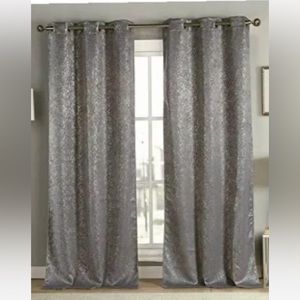 Kensie Maddie Blackout Curtain, W38 x L84, Grey
Great condition! No grommets